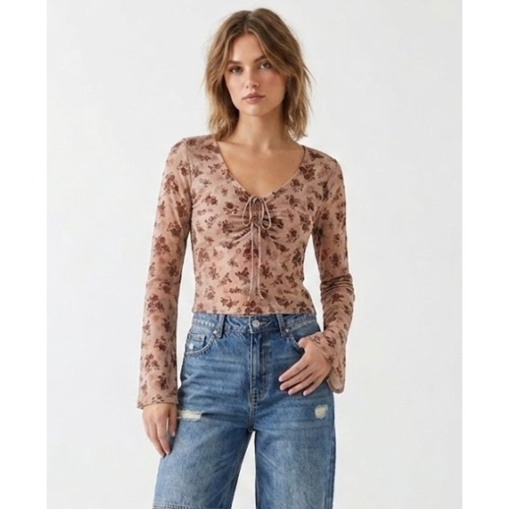 Self Esteem Large Brown Tan Floral Flare Sleeve Ruched Front Y2K Inspired Blouse